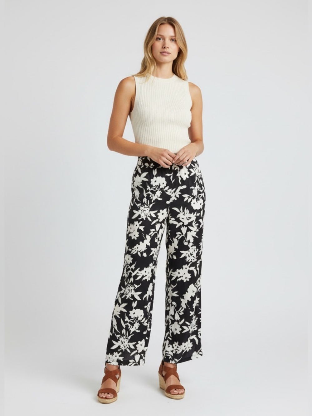 Happily Grey Floral Wide Leg Pants - Picture 9 of 9